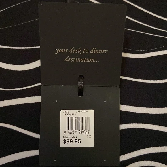 Dress - Picture 3 of 4